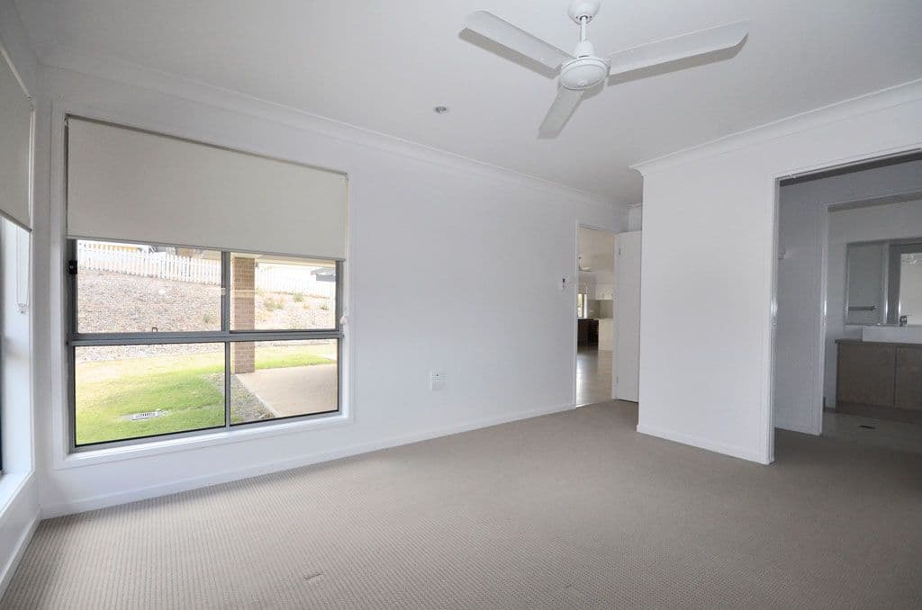 16 Michael Drive, Biloela QLD 4715, Biloela - Thumbnail 8