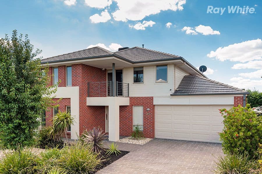 69 Hawkstowe Parade, South Morang VIC 3752, South Morang - Thumbnail 2