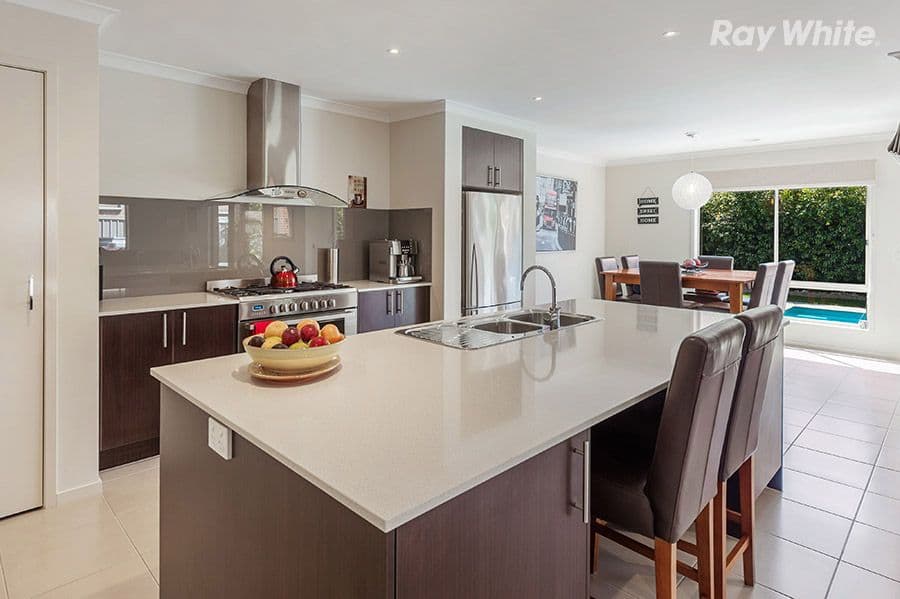 69 Hawkstowe Parade, South Morang VIC 3752, South Morang - Thumbnail 4