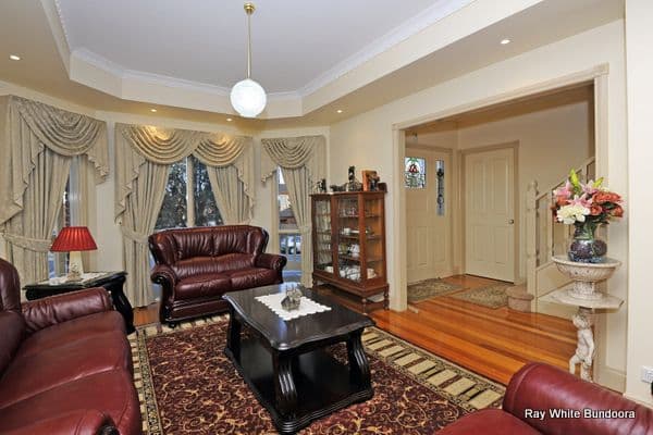 1 Eucalypt Drive, MILL PARK VIC 3082, Mill Park - Thumbnail 2