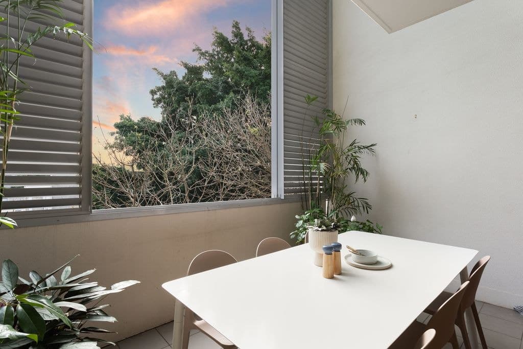 L208/8 Loveridge Street, Alexandria - Thumbnail 6