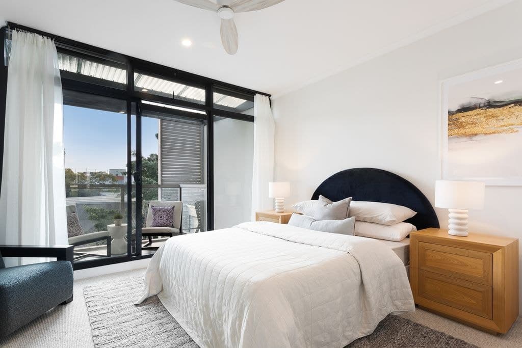 L208/8 Loveridge Street, Alexandria - Thumbnail 7
