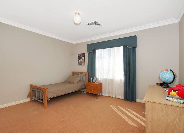 71 Sattleberg Ramble, DIANELLA WA 6059, Dianella - Thumbnail 4