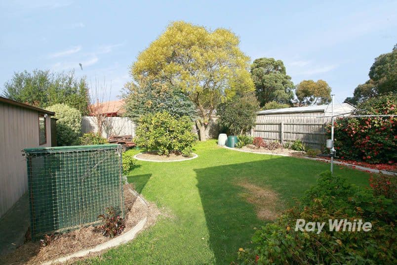 34 Palisades Boulevard, South Morang, South Morang - Thumbnail 3
