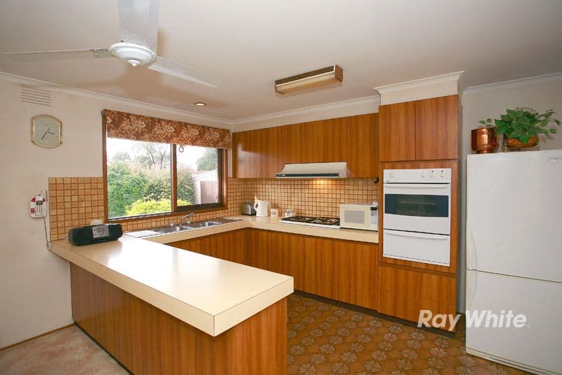 34 Palisades Boulevard, South Morang, South Morang - Thumbnail 8