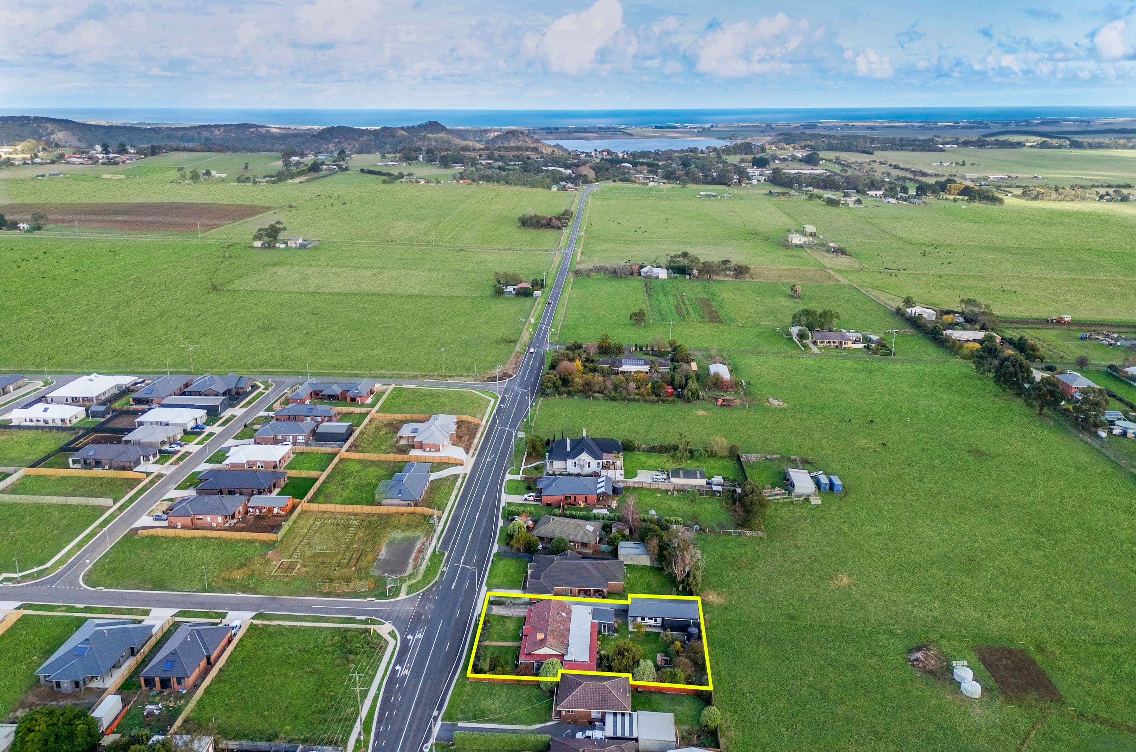 703 Koroit-Port Fairy Road, Koroit VIC 3282, Koroit - Thumbnail 2