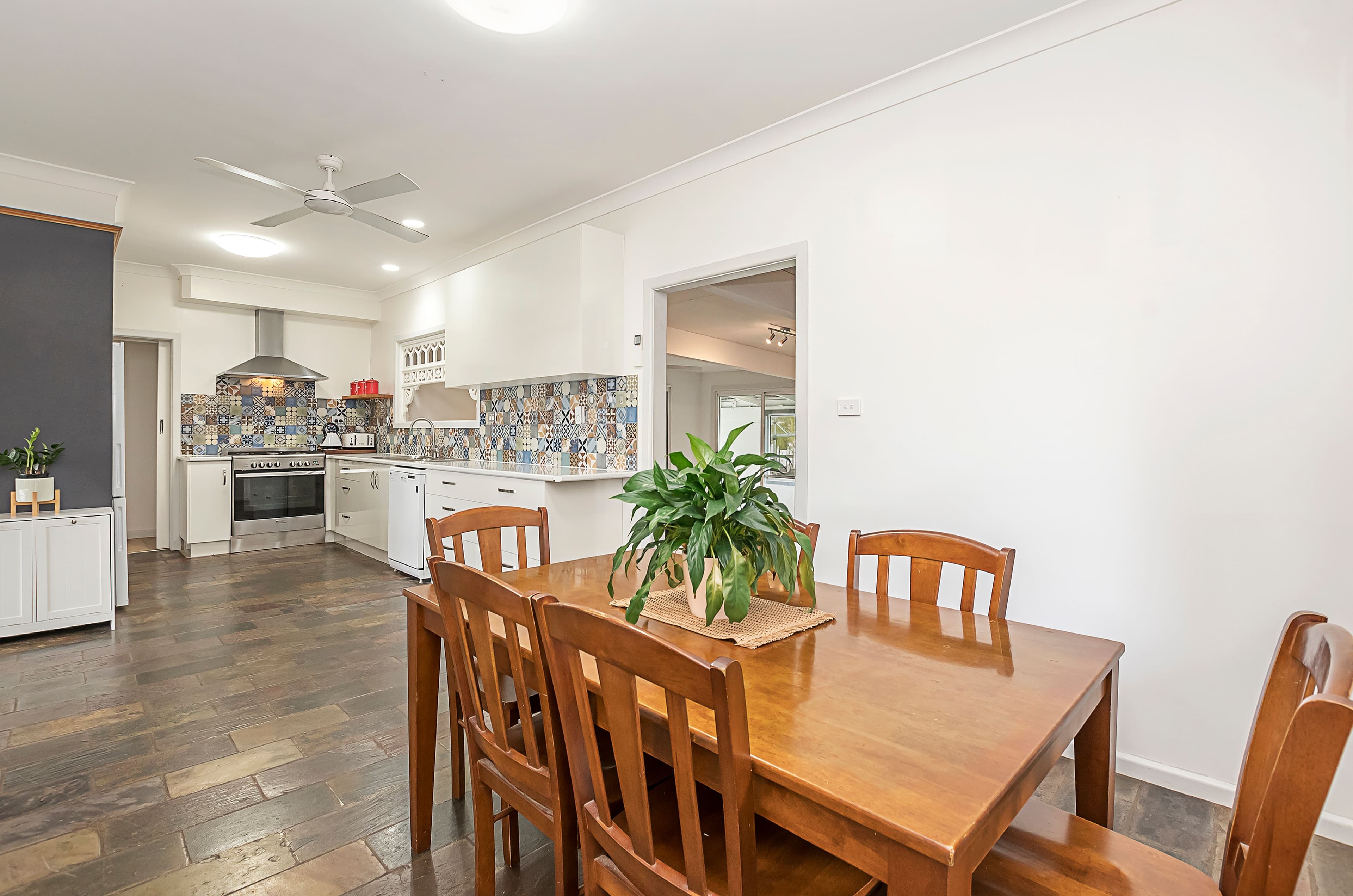 703 Koroit-Port Fairy Road, Koroit VIC 3282, Koroit - Thumbnail 5