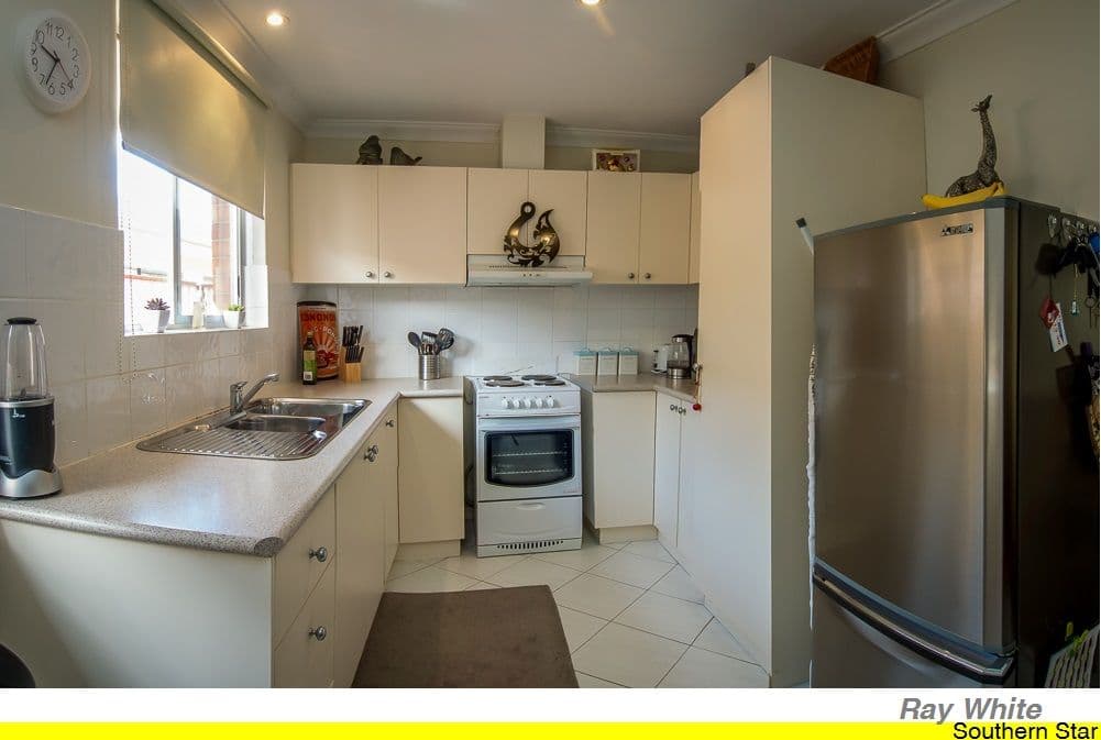 4 Glenhurst Court, Camillo WA 6111, Camillo - Thumbnail 6