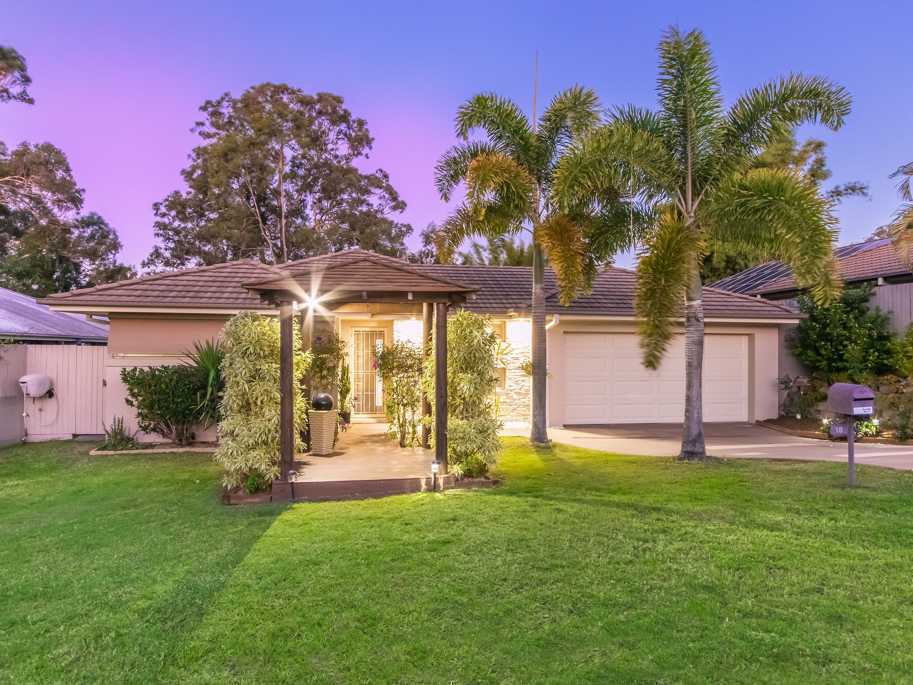 18 Craigs Way, Maudsland QLD 4210, Maudsland - Thumbnail 2