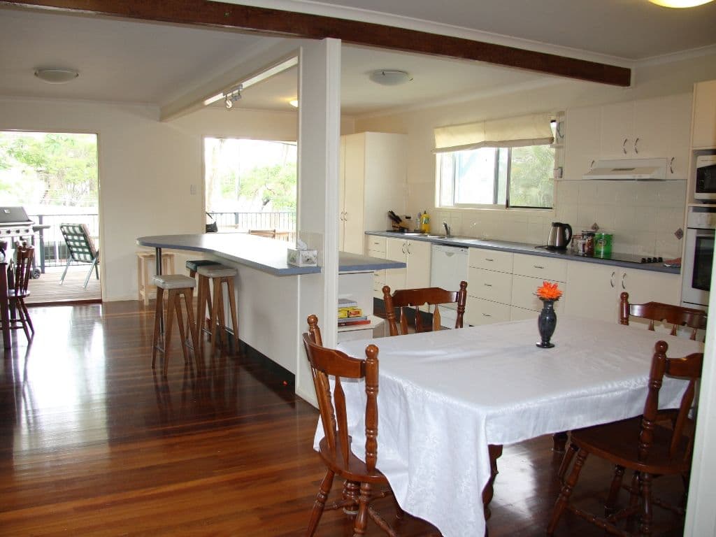 37 Silvertop Street, KEPERRA QLD 4054, Keperra - Thumbnail 2