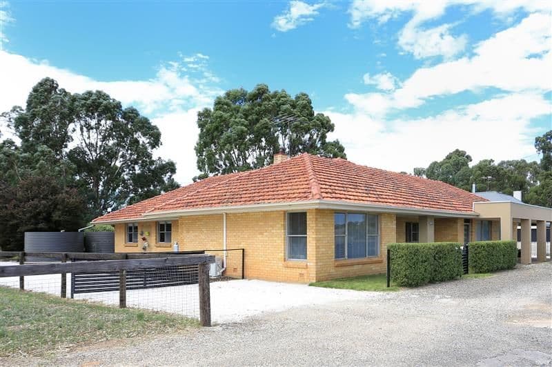 857 Marrabel Road, Hamilton SA 5373, Hamilton - Thumbnail 2