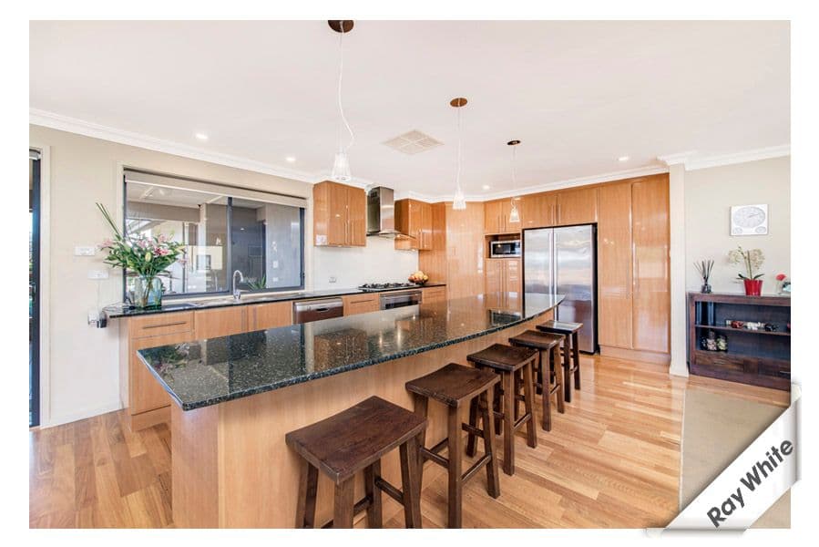 5 Shipard Place, Kambah ACT 2902, Kambah - Thumbnail 4