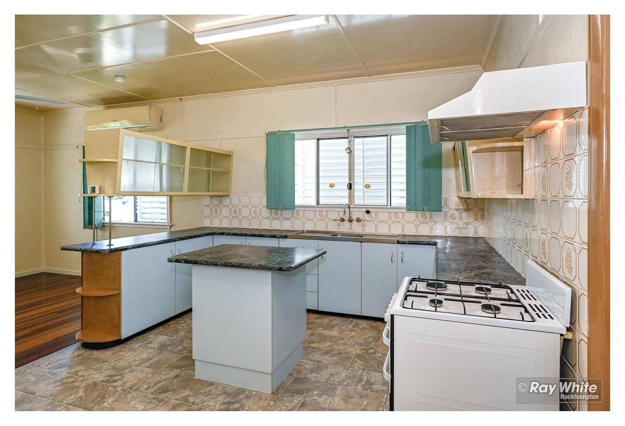 5 Pearson Street, West Rockhampton QLD 4700, West Rockhampton - Thumbnail 4