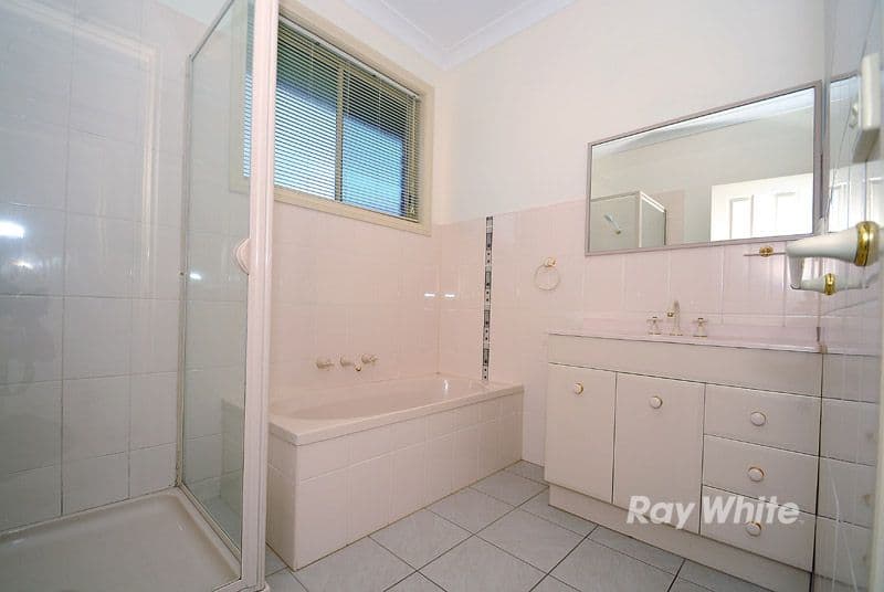 10 Henry Street, NOBLE PARK VIC 3174, Noble Park - Thumbnail 6