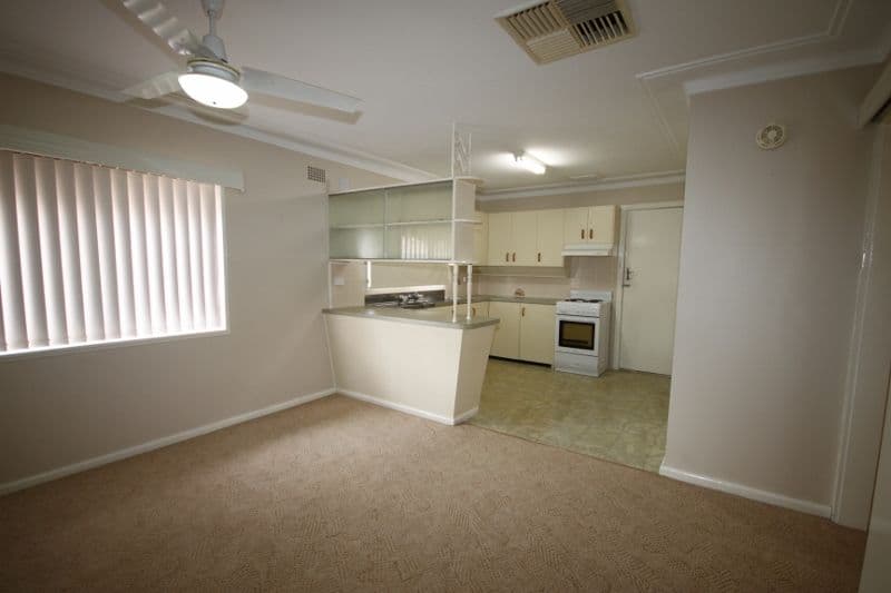 23 Ring Street, TAMWORTH NSW 2340, South Tamworth - Thumbnail 3