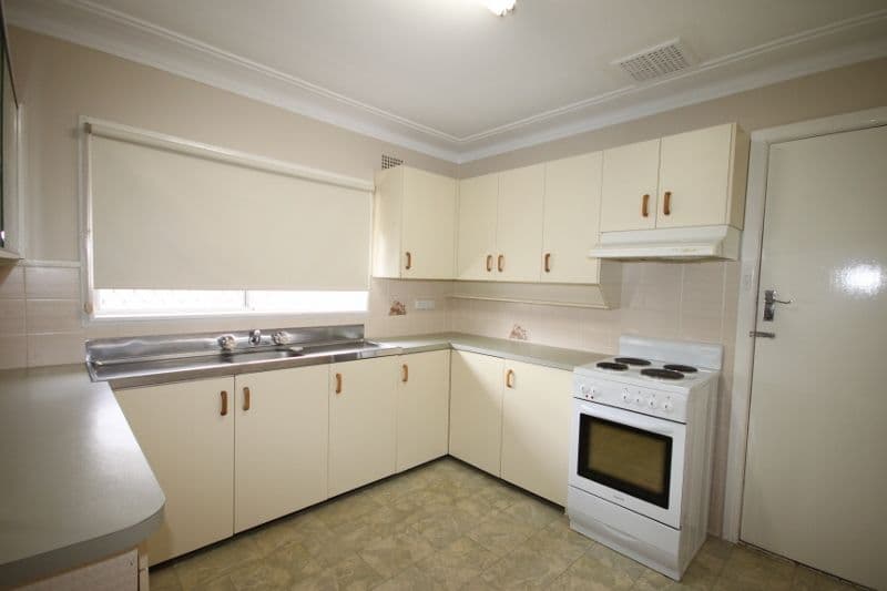 23 Ring Street, TAMWORTH NSW 2340, South Tamworth - Thumbnail 4