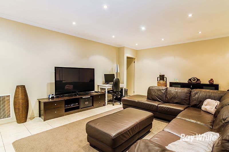 54 Clifton Park Drive, Carrum Downs VIC 3201, Carrum Downs - Thumbnail 4