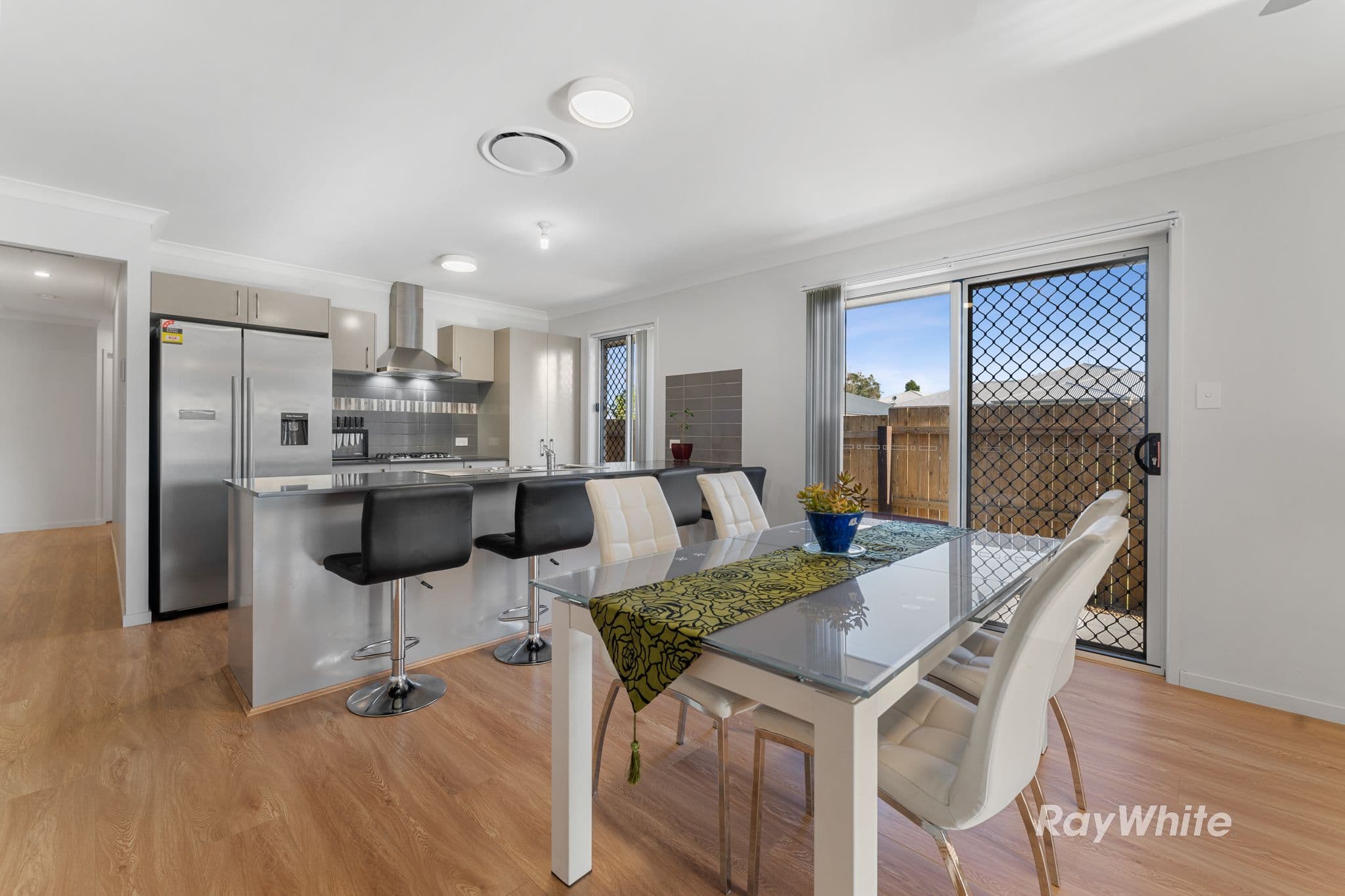2 Wang Street, Park Ridge QLD 4125, Park Ridge - Thumbnail 4