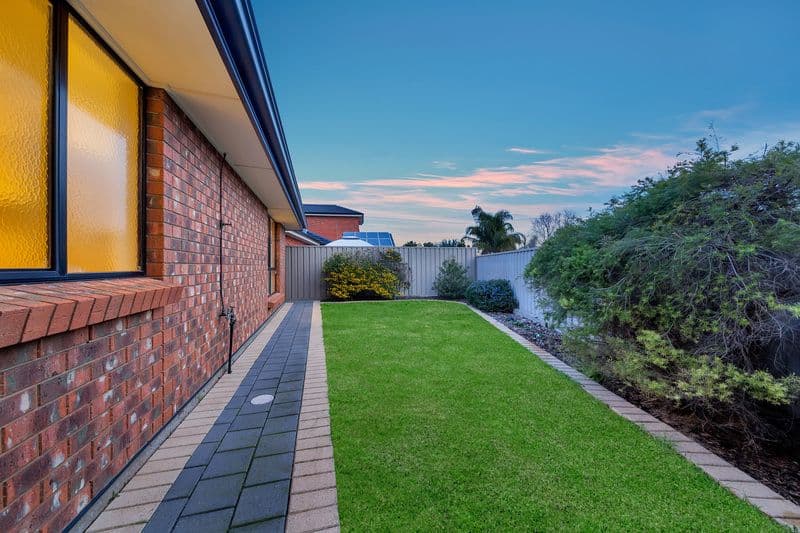 13 Dumfries Avenue, Northfield SA 5085, Northfield - Thumbnail 4