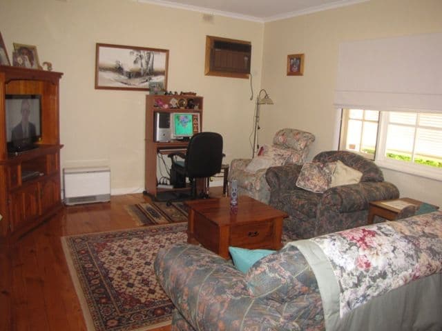 24 McGilton Road, BERRI SA 5343, Berri - Thumbnail 2