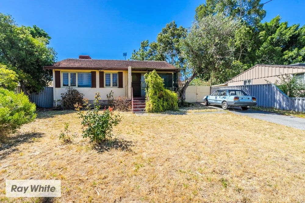 38 Brecknock Way, Girrawheen WA 6064, Girrawheen - Image 1