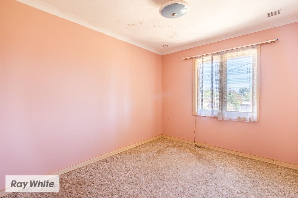 38 Brecknock Way, Girrawheen WA 6064, Girrawheen - Thumbnail 4