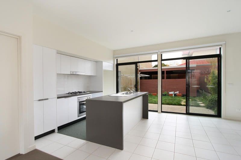 2 Brushbox Court, CLAYTON VIC 3168, Clayton - Thumbnail 2