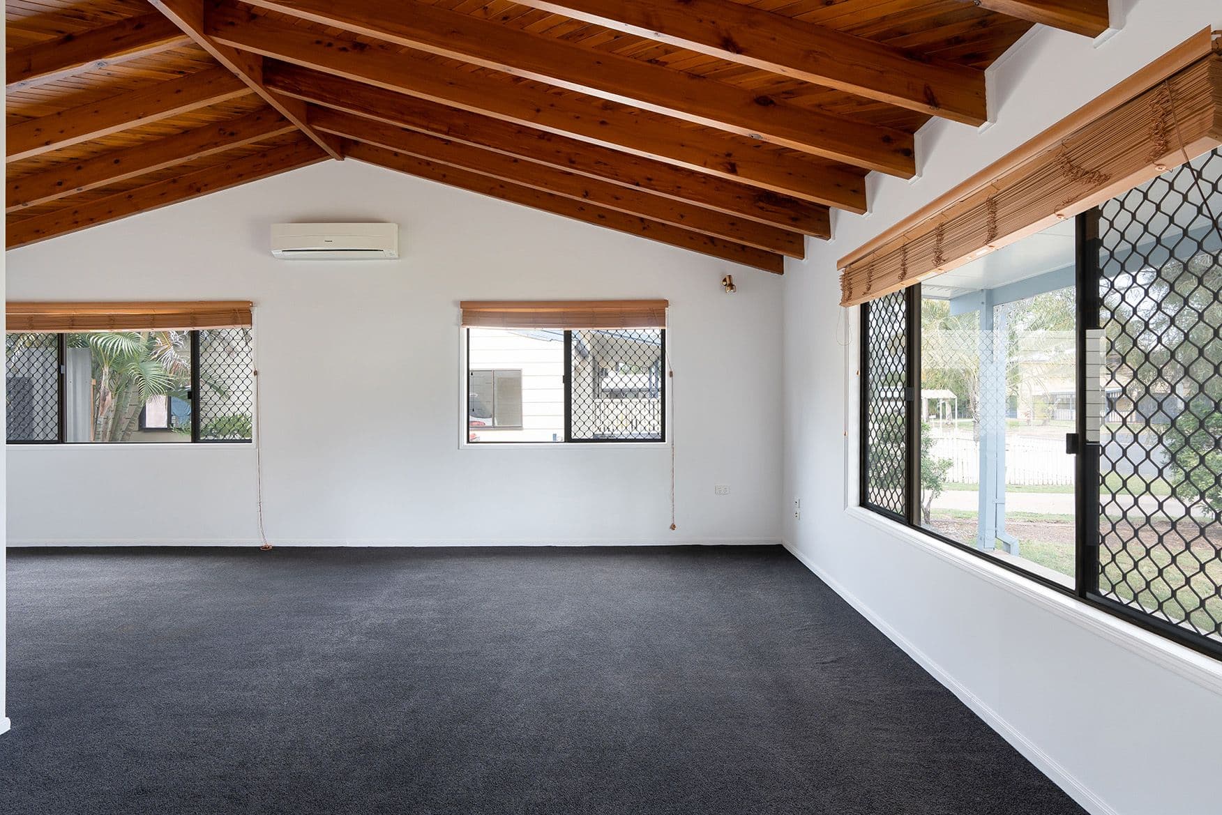 9 Morse Street, Emerald QLD 4720, Emerald - Thumbnail 6