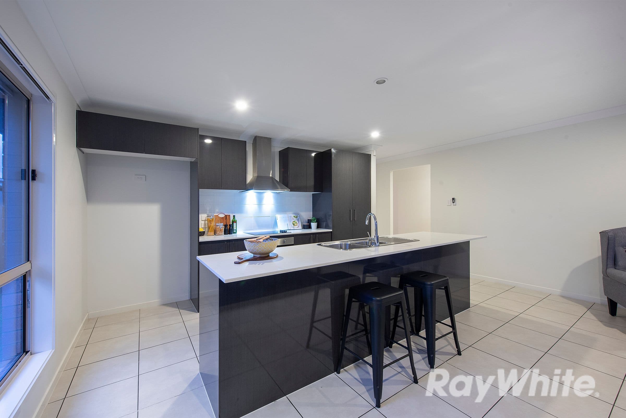 12 Tourmaline Road, Logan Reserve QLD 4133, Logan Reserve - Thumbnail 2