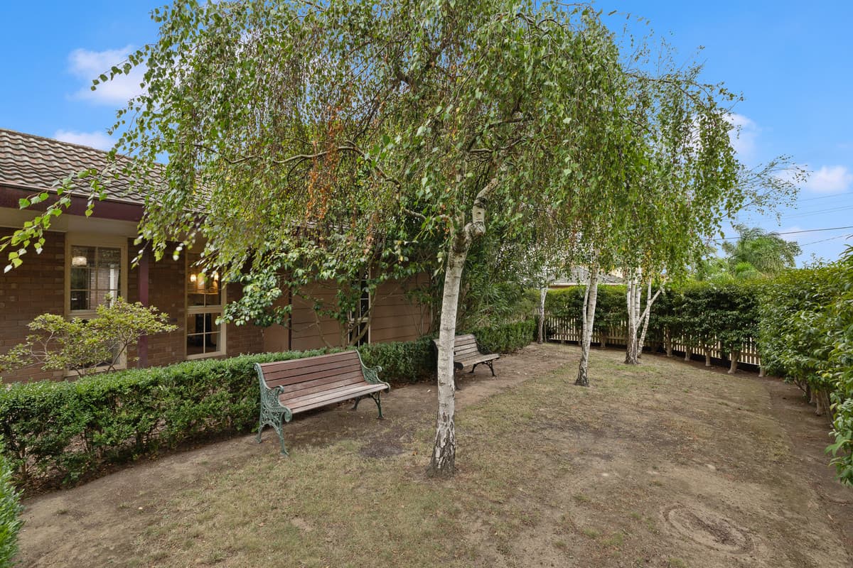 1 Bromley Close, Ferntree Gully VIC 3156, Ferntree Gully - Thumbnail 2