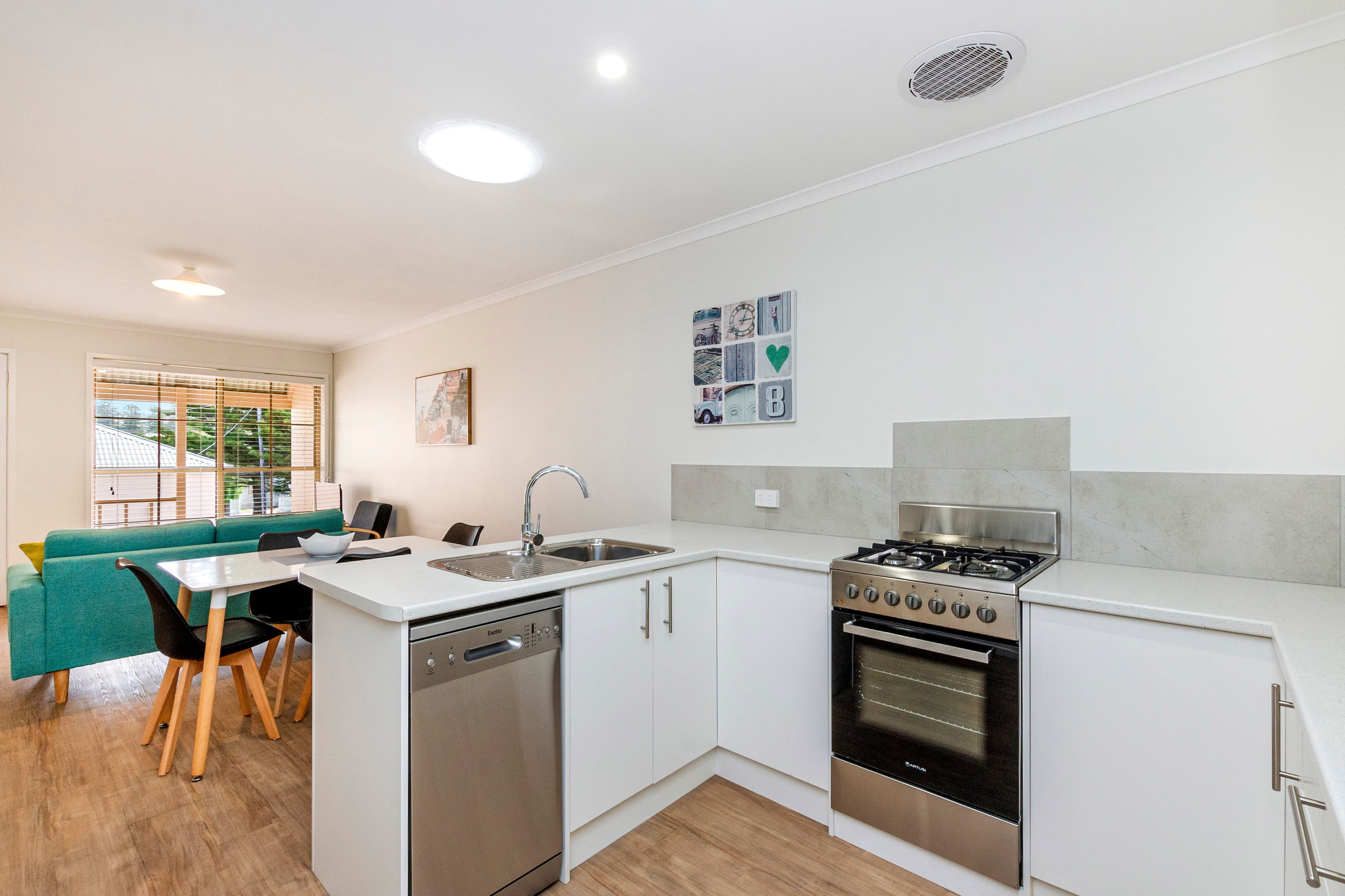 19 Koroit Street, Warrnambool VIC 3280, Warrnambool - Thumbnail 4