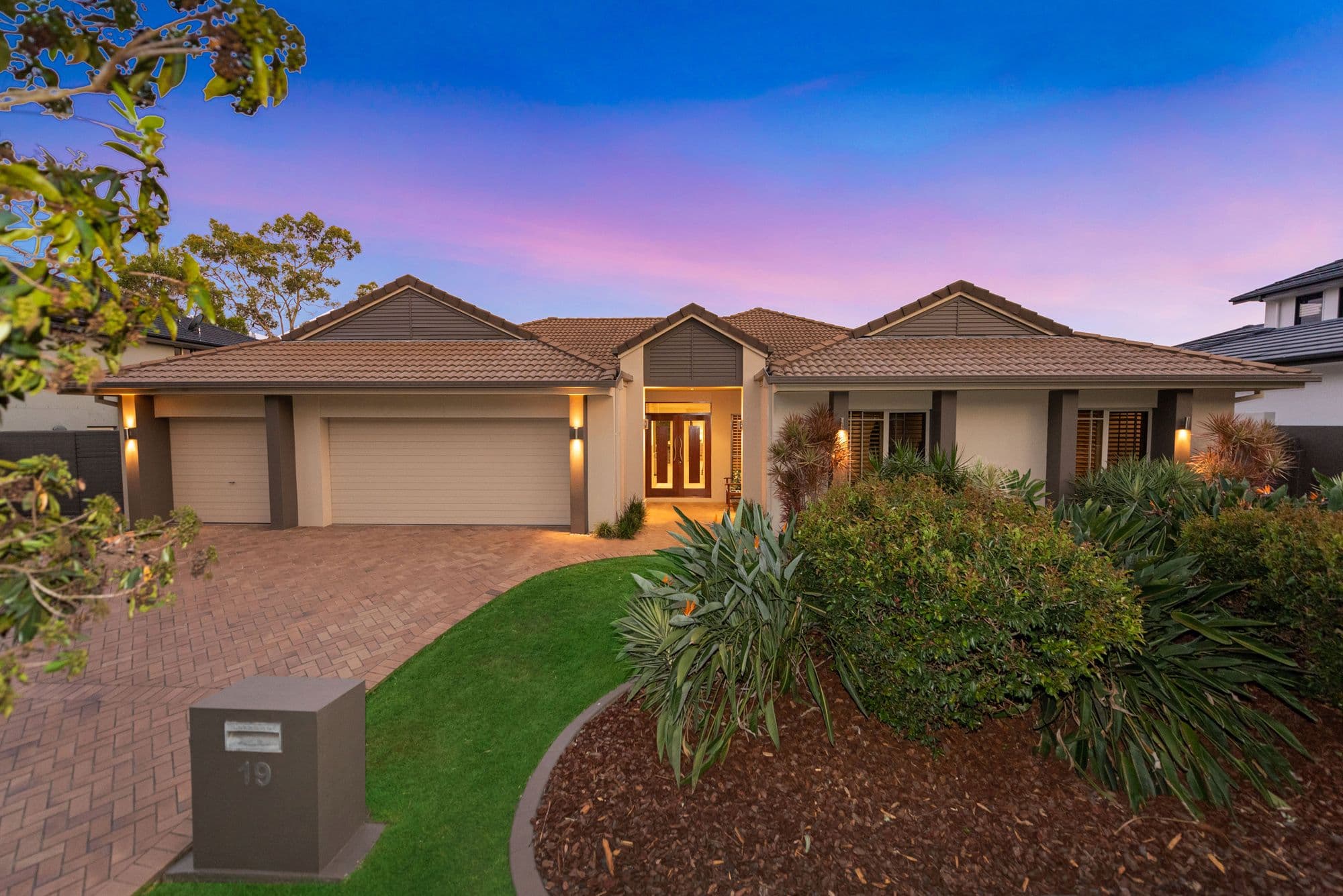 19 Broadleaf Crescent, Gumdale QLD 4154, Gumdale - Image 1