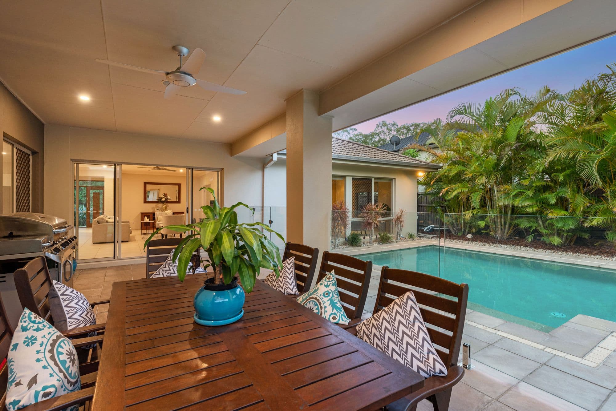 19 Broadleaf Crescent, Gumdale QLD 4154, Gumdale - Thumbnail 7