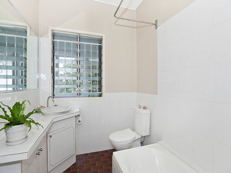 34 Bayford Street, OXLEY QLD 4075, Oxley - Thumbnail 8