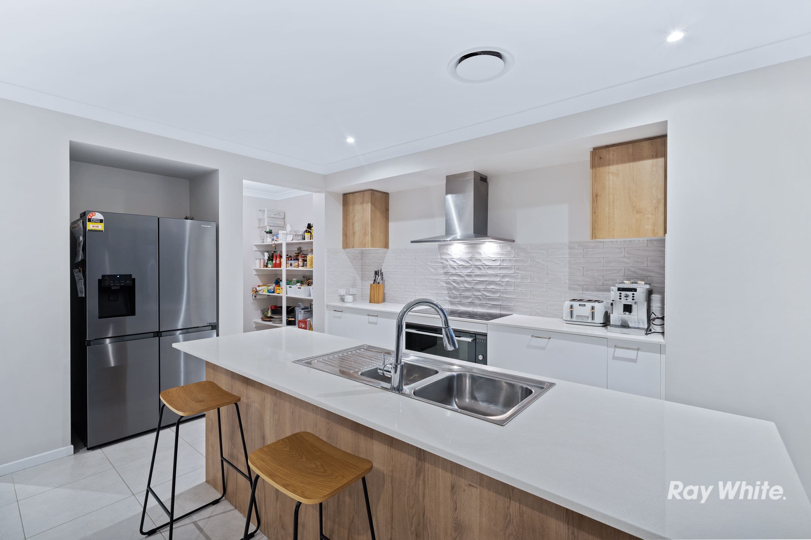 62 Coringley Road, Greenbank QLD 4124, Greenbank - Thumbnail 5