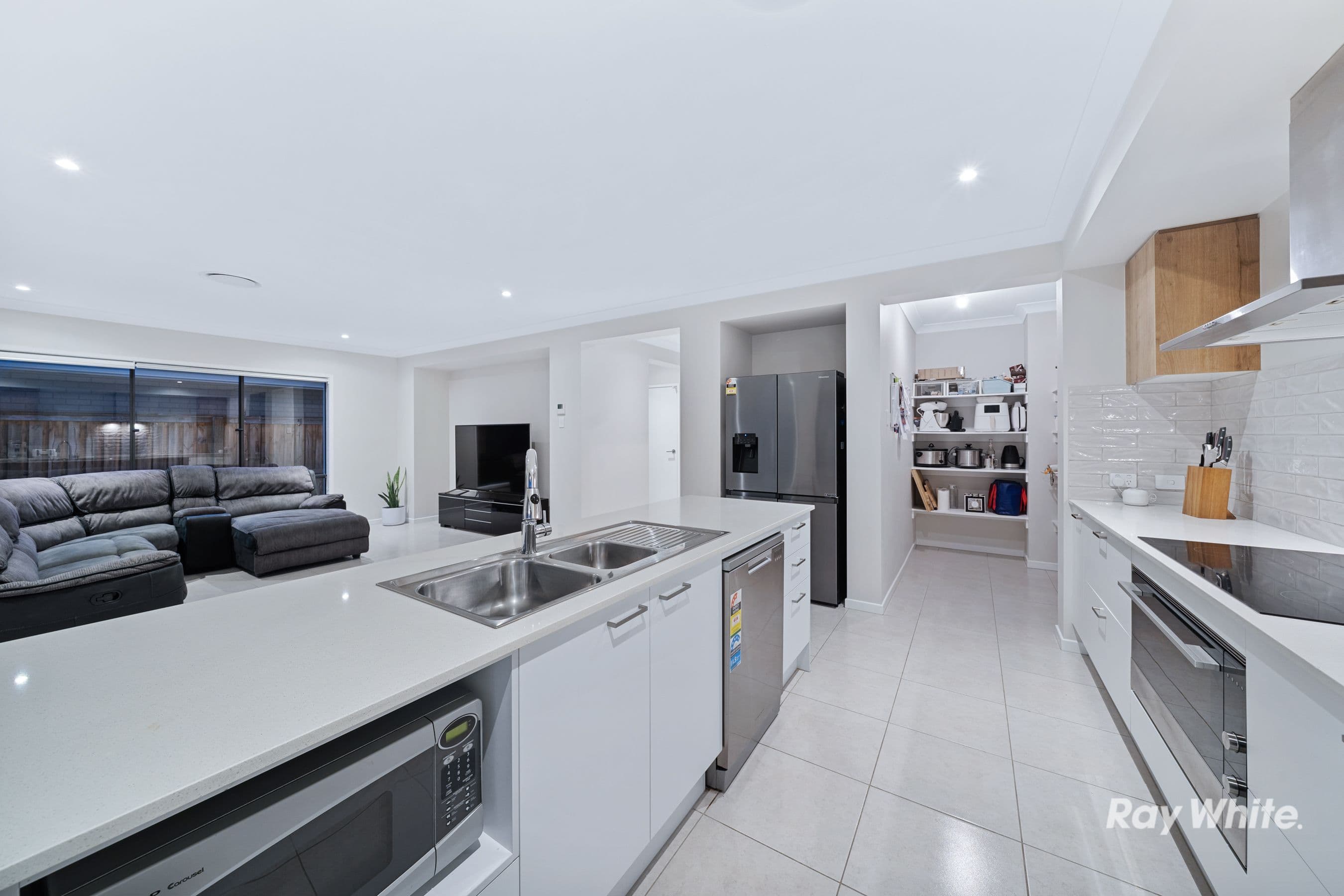 62 Coringley Road, Greenbank QLD 4124, Greenbank - Thumbnail 7