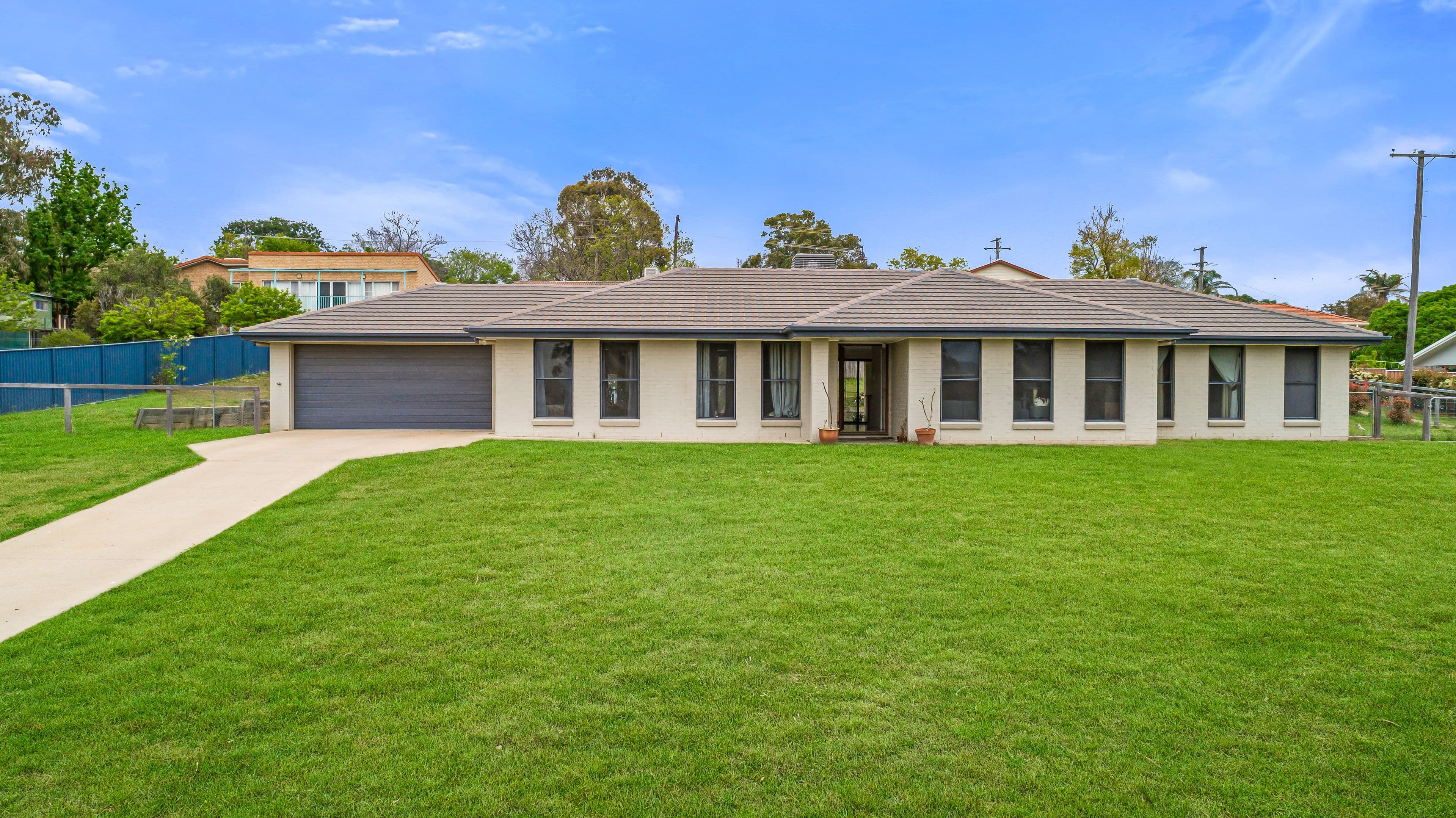62 Campbell Road, Tamworth NSW 2340, Tamworth - Image 1