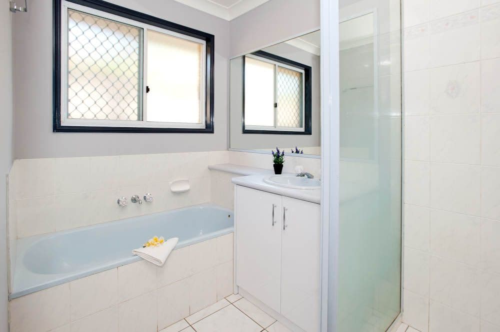 52 Timaru Crescent, EIGHT MILE PLAINS QLD 4113, Eight Mile Plains - Thumbnail 4