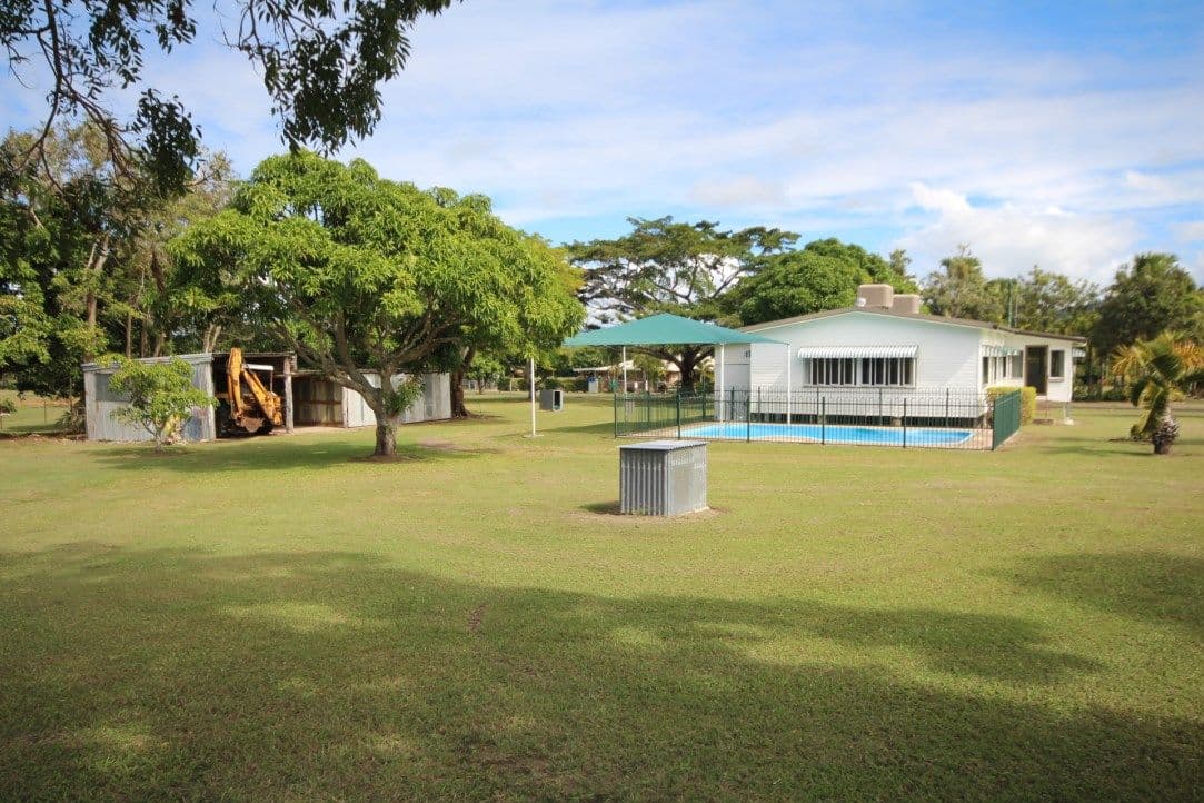 890 Sarina Beach Road, Sarina QLD 4737, Sarina Beach - Thumbnail 2