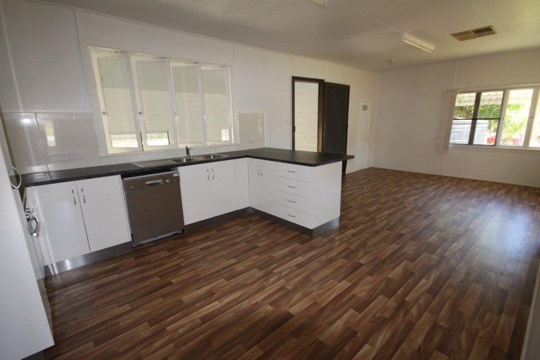 890 Sarina Beach Road, Sarina QLD 4737, Sarina Beach - Thumbnail 5