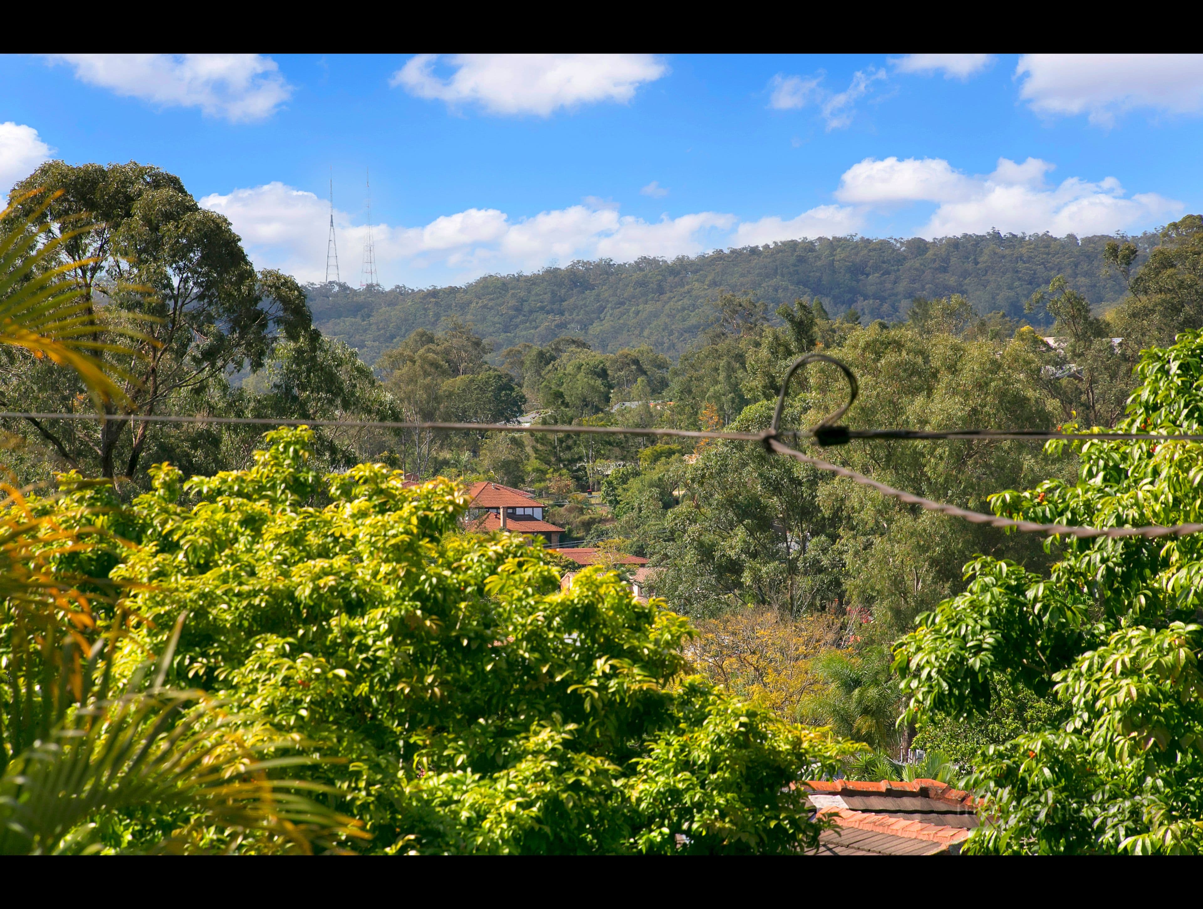 22 Merlin Terrace, Kenmore QLD 4069, Kenmore - Thumbnail 2