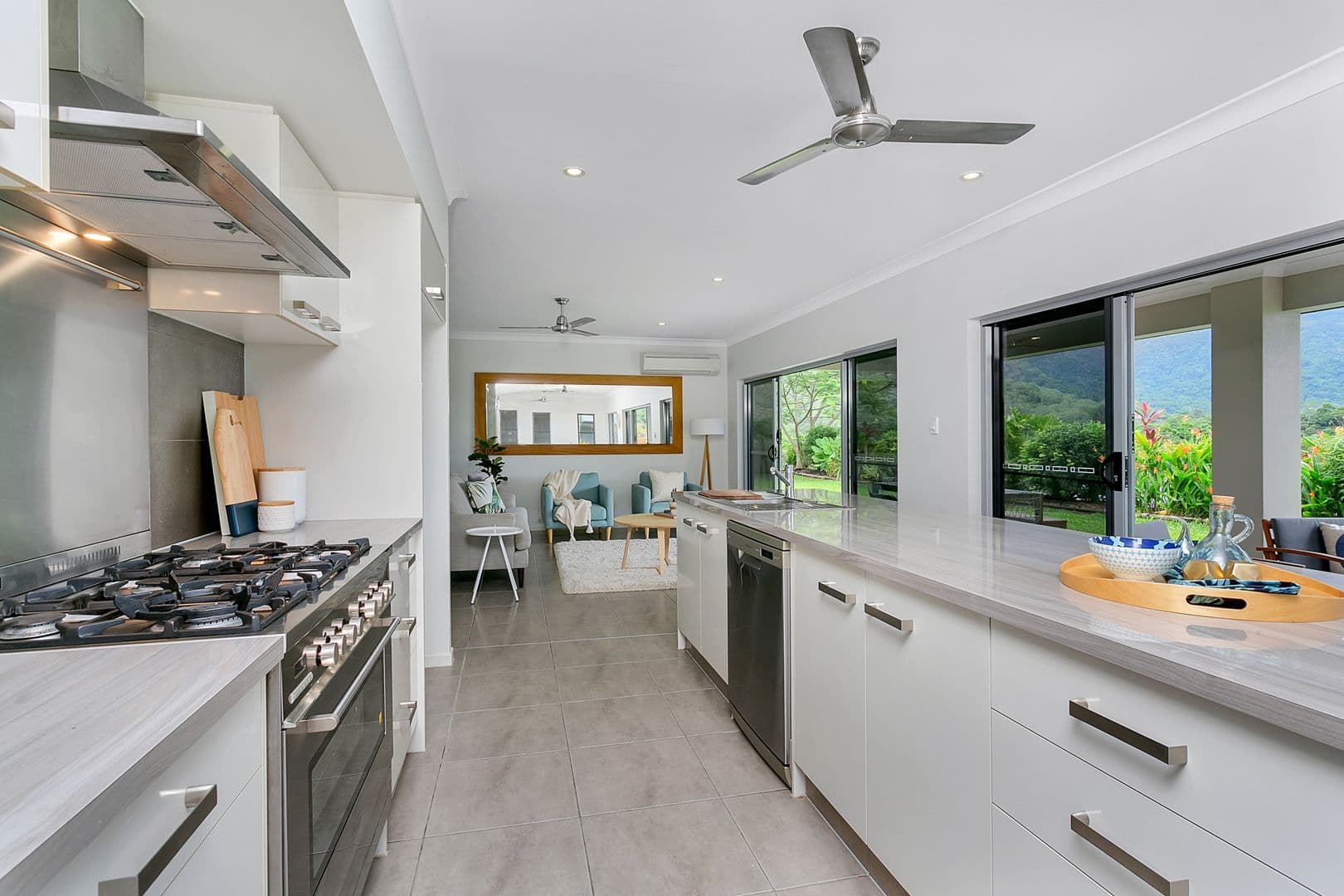 14 Mackerras Street, Redlynch QLD 4870, Redlynch - Thumbnail 7