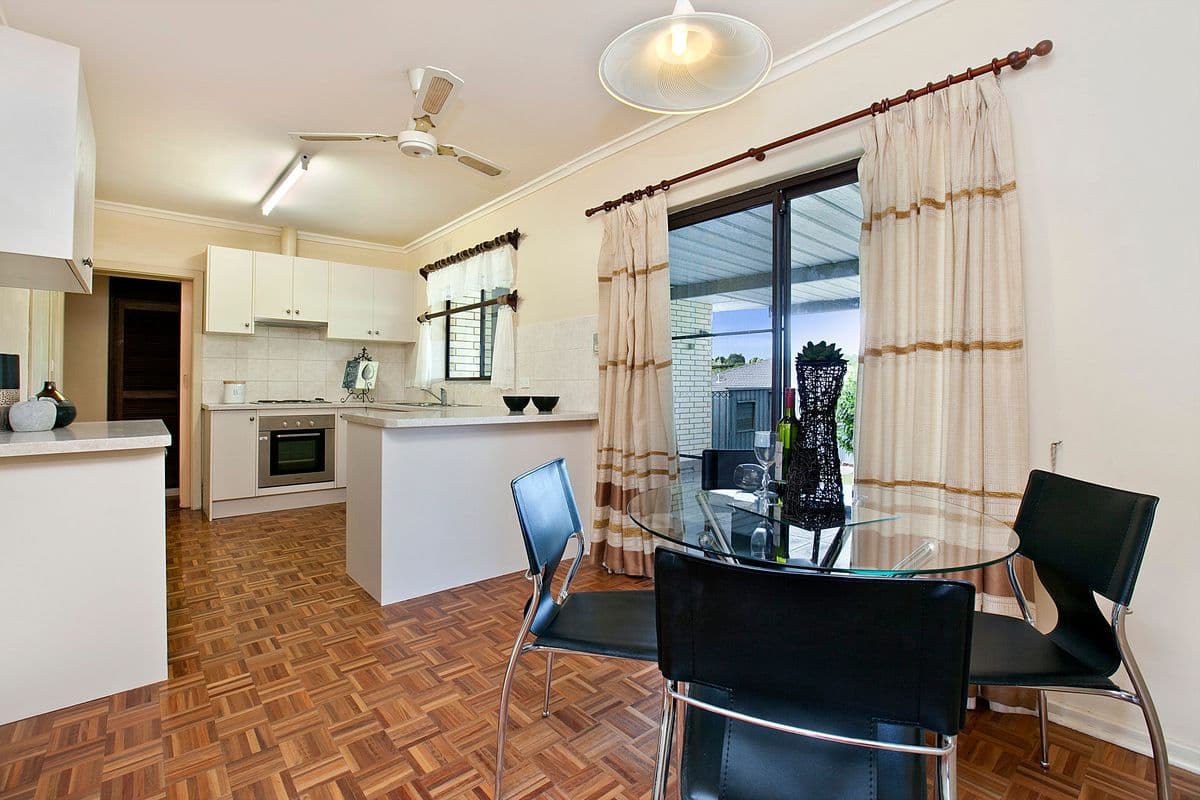 17 Faulkner Street, MODBURY SA 5092, Modbury - Thumbnail 6