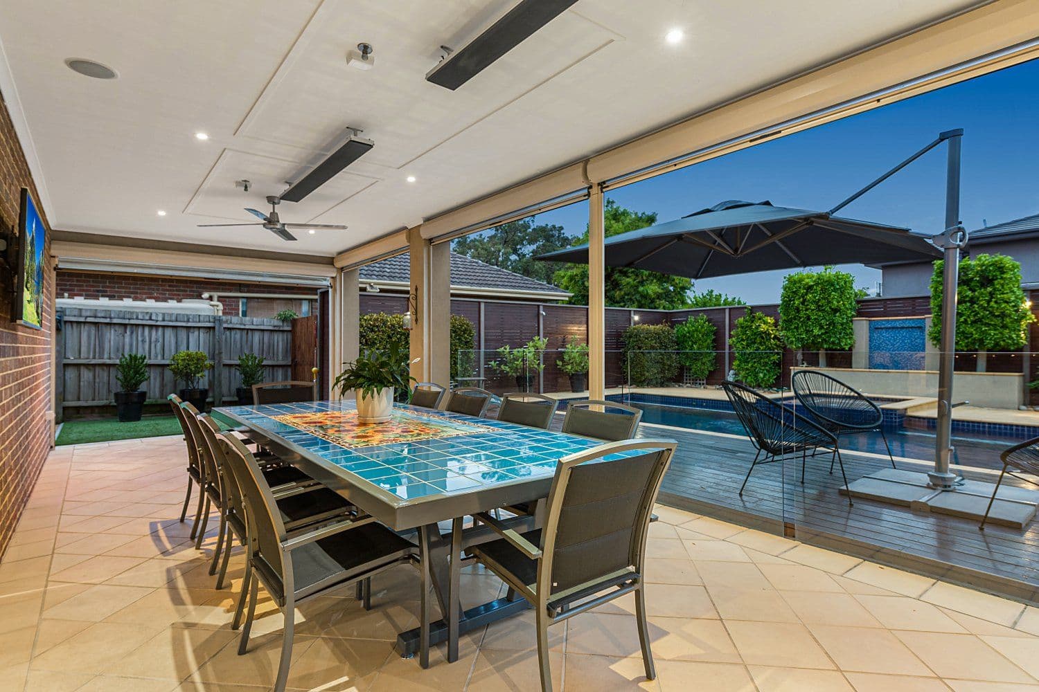 24 Irving Street, Mount Waverley VIC 3149, Mount Waverley - Thumbnail 3