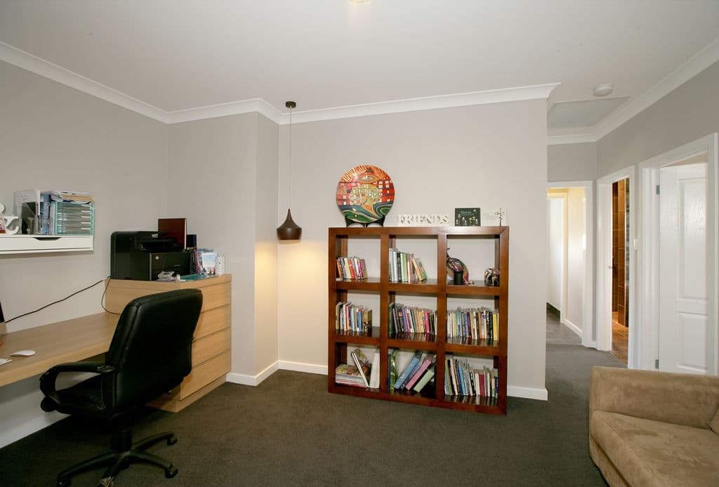 162 Brooklyn Drive, Bourkelands NSW 2650, Bourkelands - Thumbnail 5
