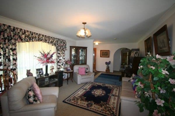 18 Wood Street, TENTERFIELD NSW 2372, Tenterfield - Thumbnail 4