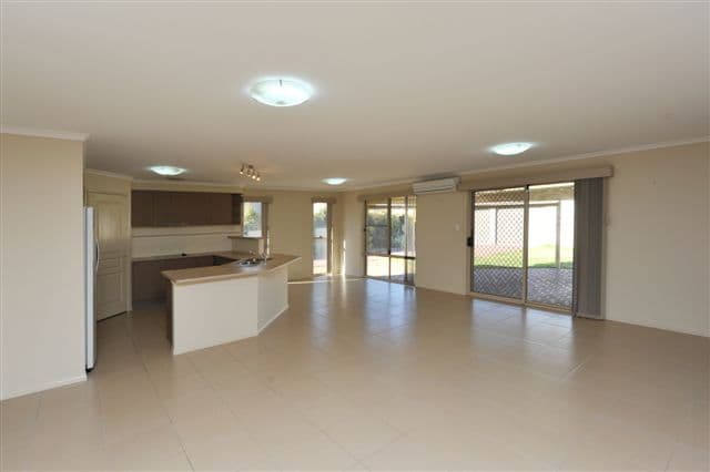 44 Shoesmith Road, WESTBROOK QLD 4350, Westbrook - Thumbnail 3