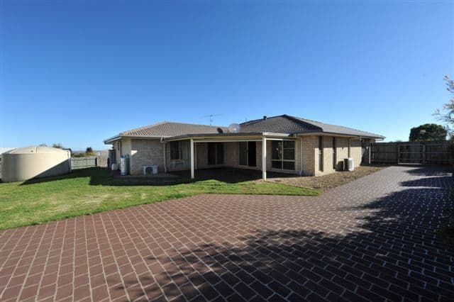 44 Shoesmith Road, WESTBROOK QLD 4350, Westbrook - Thumbnail 8