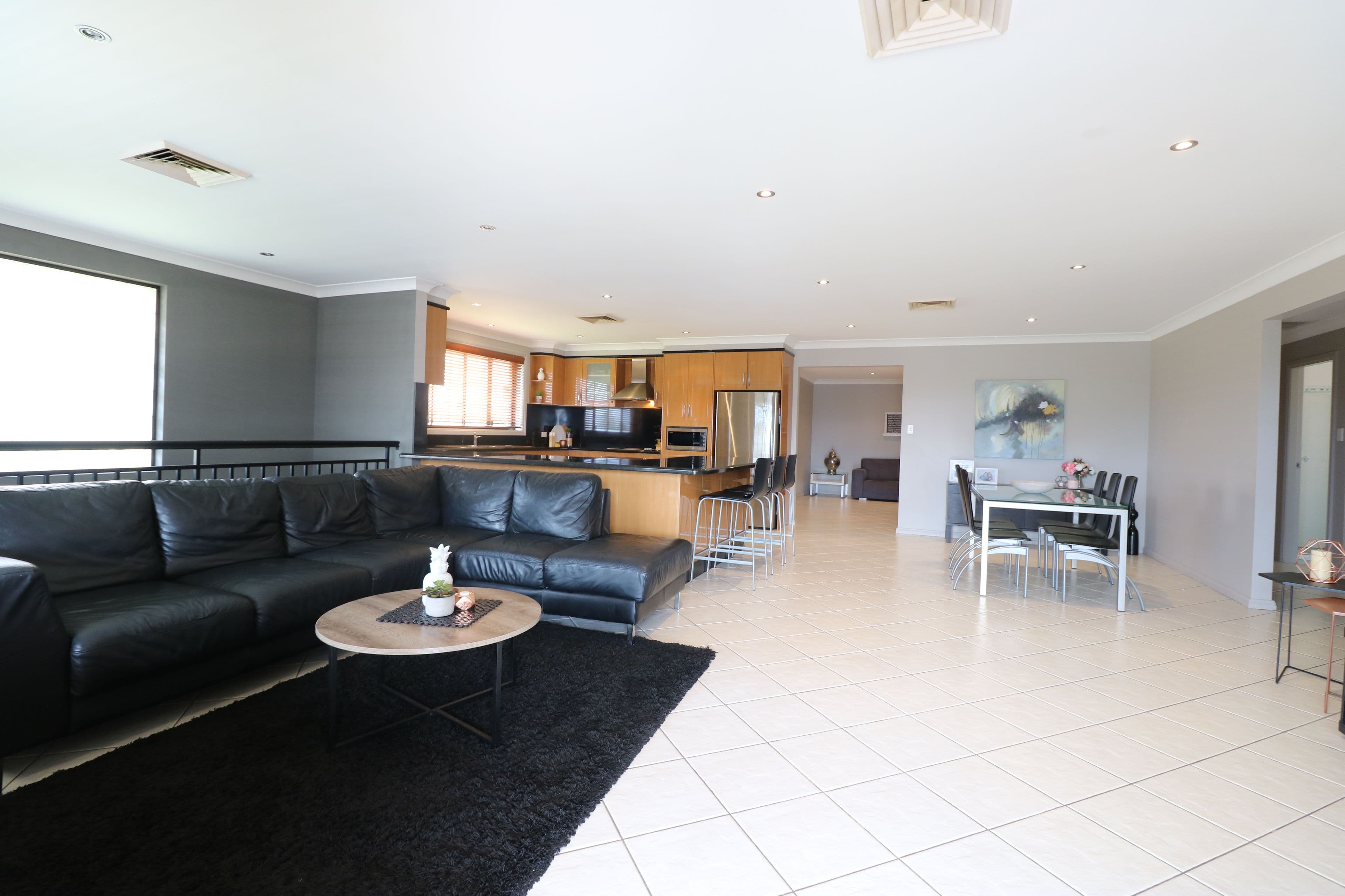 100 Carmichael Drive, West Hoxton - Thumbnail 3