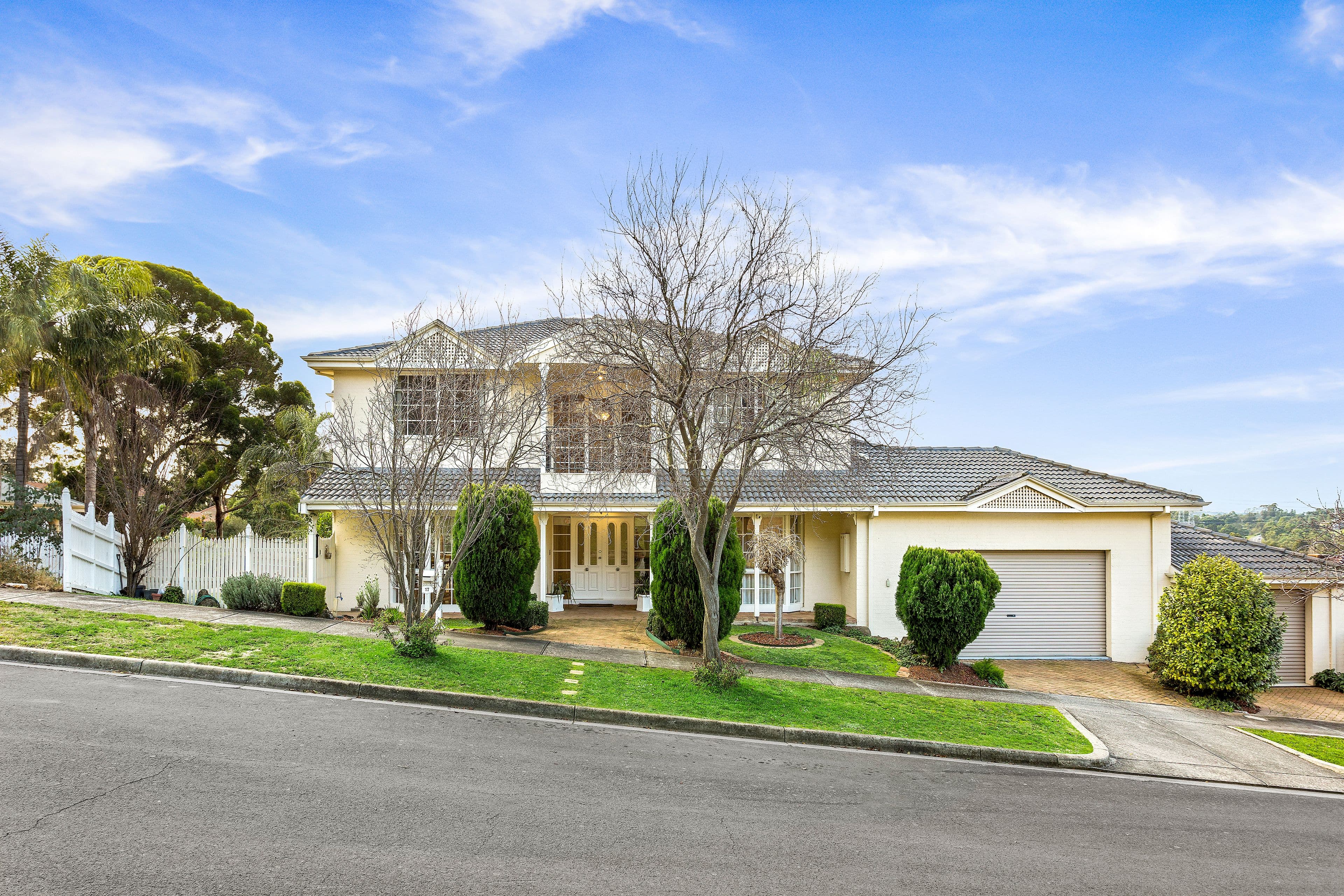 17 Oran Court, Doncaster East VIC 3109, Doncaster East - Thumbnail 2